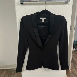 BLACK FITTED BLAZER